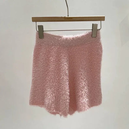 Womens Plush Shorts Slim High Waist Winter Autumn Thick Velvet Pants Aesthetic Elegant Cute Y2k Korean Shorts for Female New