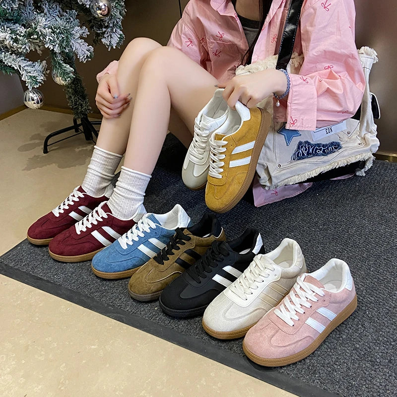 2025 Autumn New  Fashionable Comfortable Casual Sneakers Retro Thick-soled Sneakers Women's College Style Board Shoes Big Size