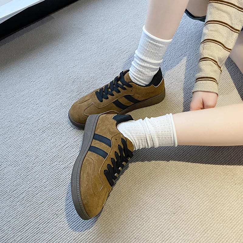 2025 Autumn New  Fashionable Comfortable Casual Sneakers Retro Thick-soled Sneakers Women's College Style Board Shoes Big Size