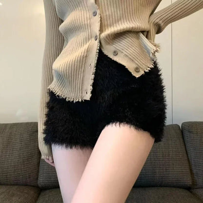 Womens Plush Shorts Slim High Waist Winter Autumn Thick Velvet Pants Aesthetic Elegant Cute Y2k Korean Shorts for Female New